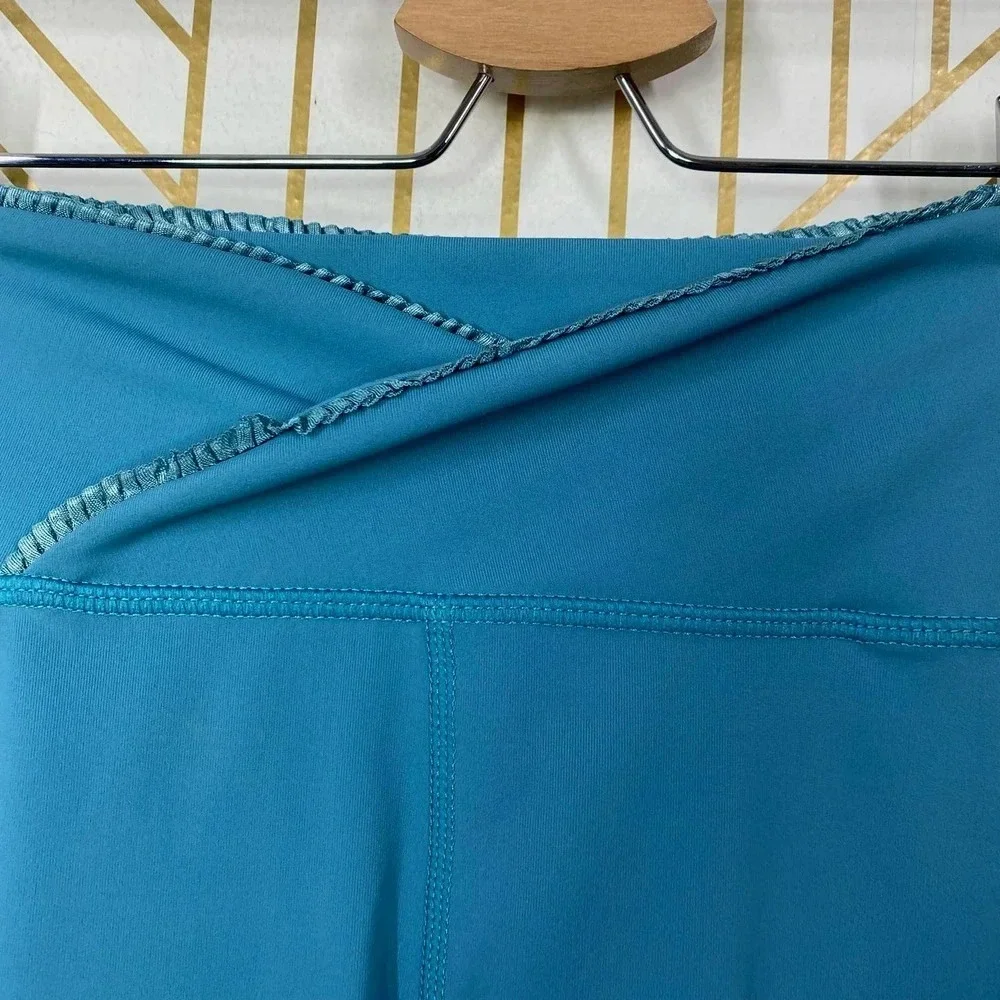Free People Movement Mid-Rise Get Shorty‎ Leggings